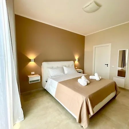 Four Luxury * Cinisi